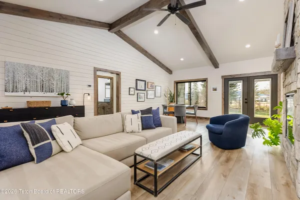 $1,099,000 | 7152 Lupine Lane, Victor, ID 83455