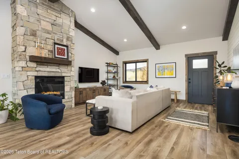 $1,099,000 | 7152 Lupine Lane, Victor, ID 83455