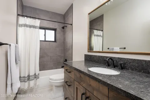 $1,099,000 | 7152 Lupine Lane, Victor, ID 83455