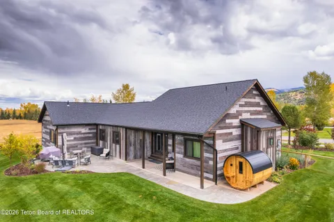 $1,099,000 | 7152 Lupine Lane, Victor, ID 83455