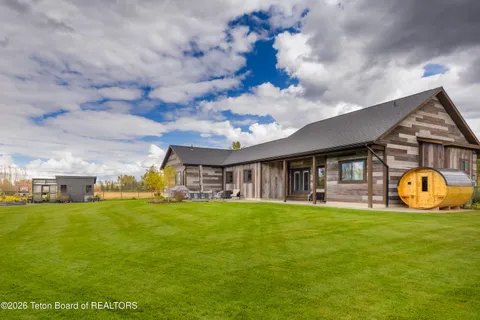 $1,099,000 | 7152 Lupine Lane, Victor, ID 83455
