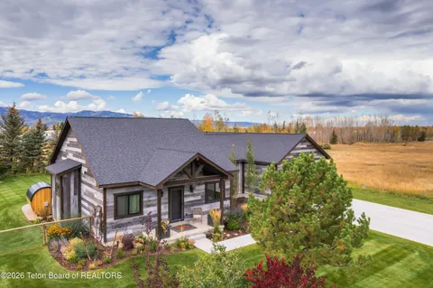 $1,099,000 | 7152 Lupine Lane, Victor, ID 83455