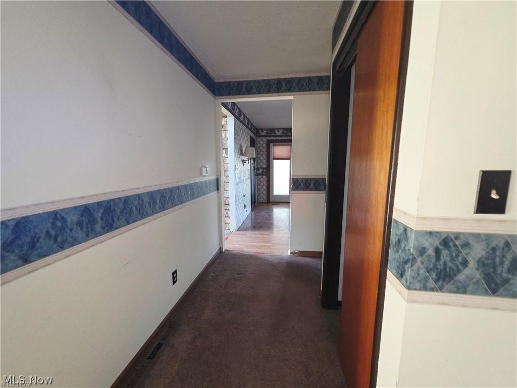 54420 Key Bellaire Road Bellaire, OH 43906 - Photo 8 of 14