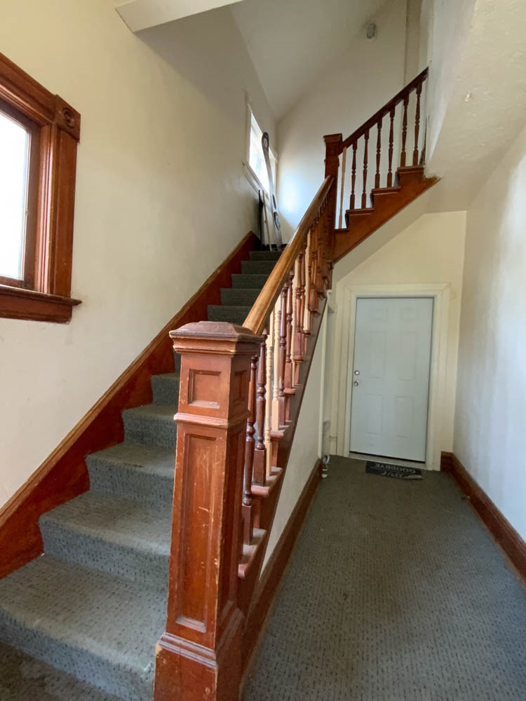 2407 West Dean Avenue Spokane, WA 99201 - Photo 2 of 18