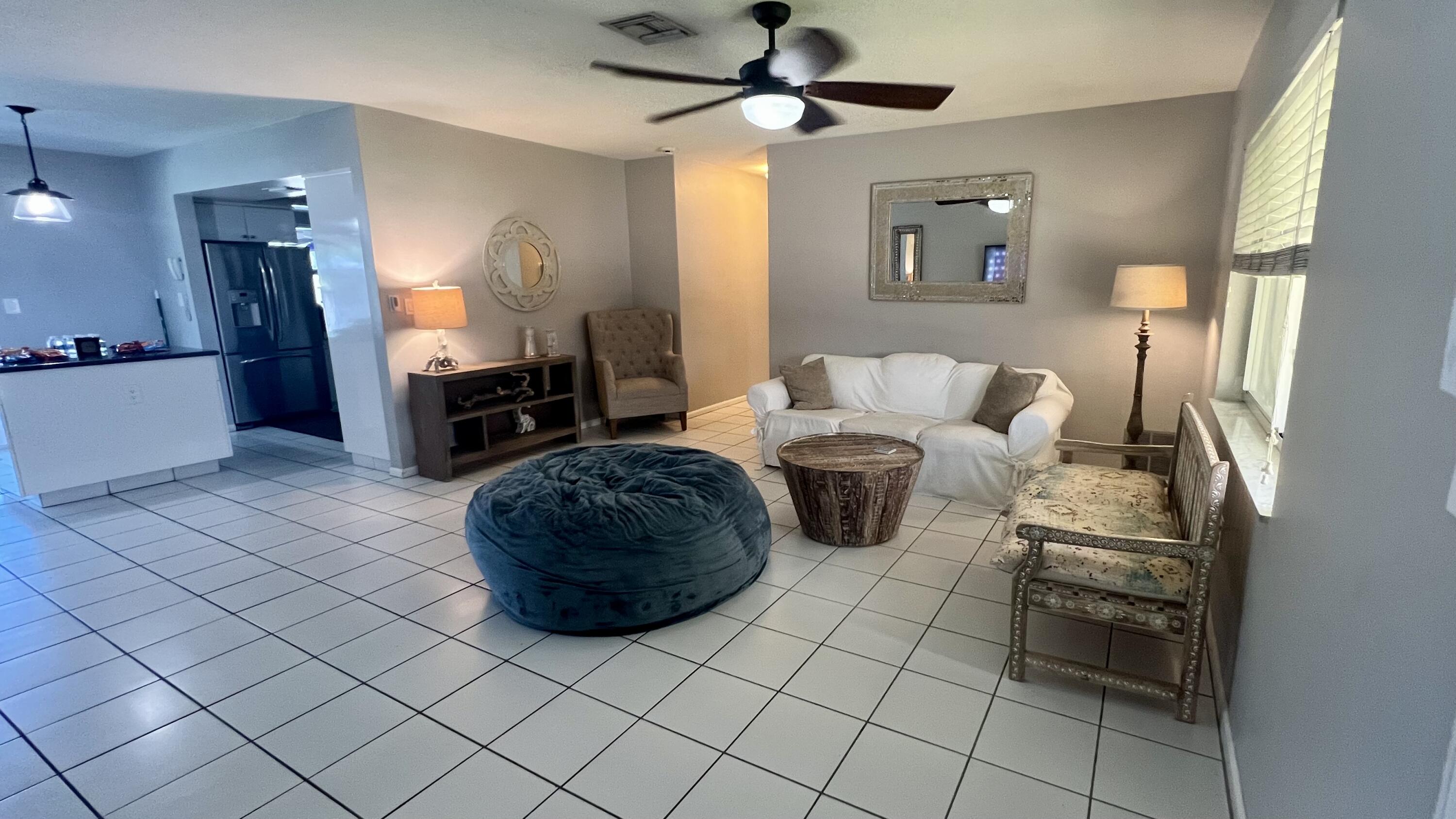 1224 Southwest 16th Avenue Boca Raton, FL 33486 - Photo 25 of 48 Living Space