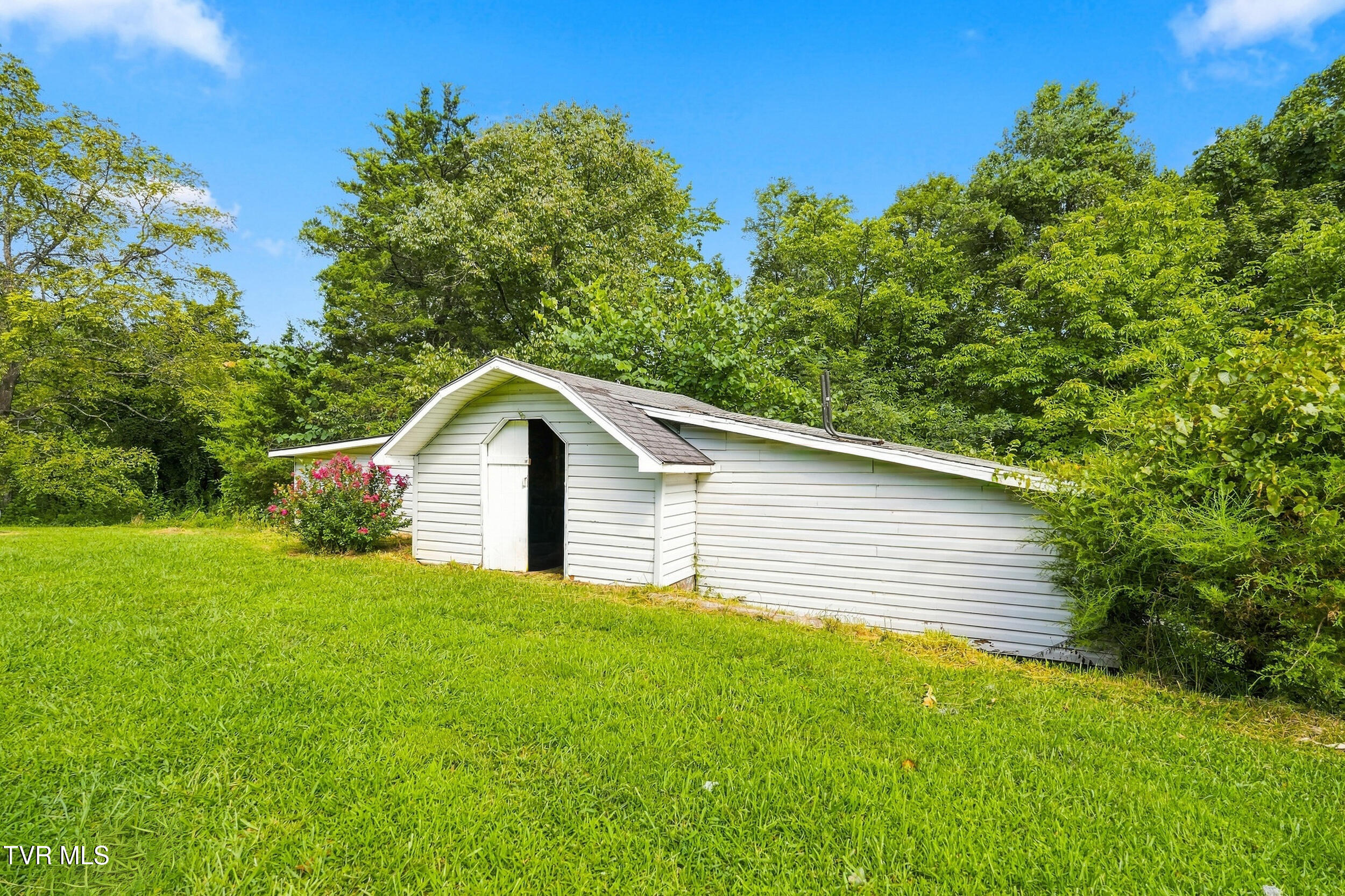 2324 Johnsons Ridge Road Sneedville, TN 37869 - Photo 35 of 49 37_2324 johnsons ridge rd1-90