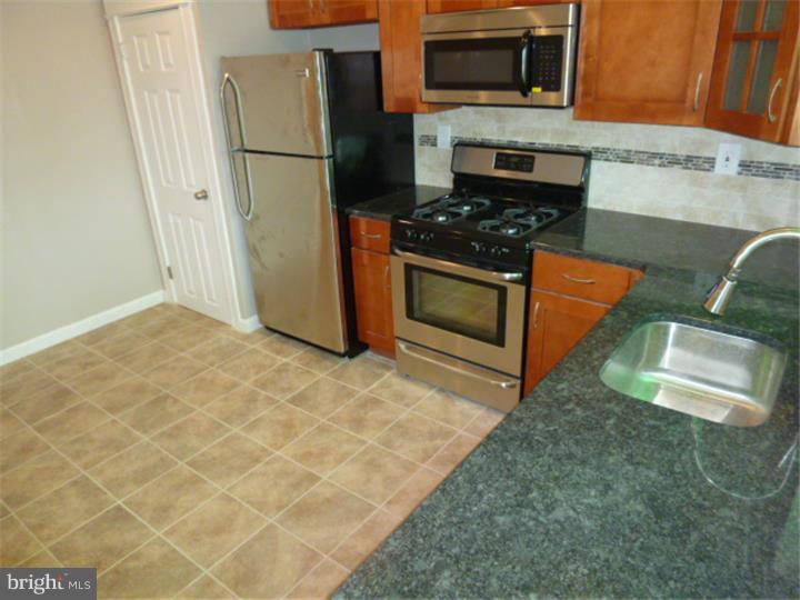 7468 Sommers Road Philadelphia, PA 19138 - Photo 14 of 25 Gallery Image 14