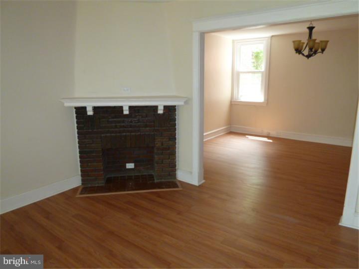 7468 Sommers Road Philadelphia, PA 19138 - Photo 6 of 25 Gallery Image 6