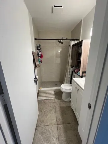 $2,450 | 3701 Savoy Lane, Unit E, West Palm Beach, FL 33417