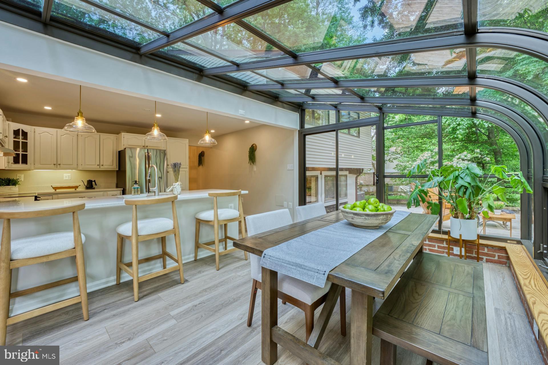 11247 Handlebar Road Reston, VA 20191 - Photo 15 of 39 Eat-In Kitchen