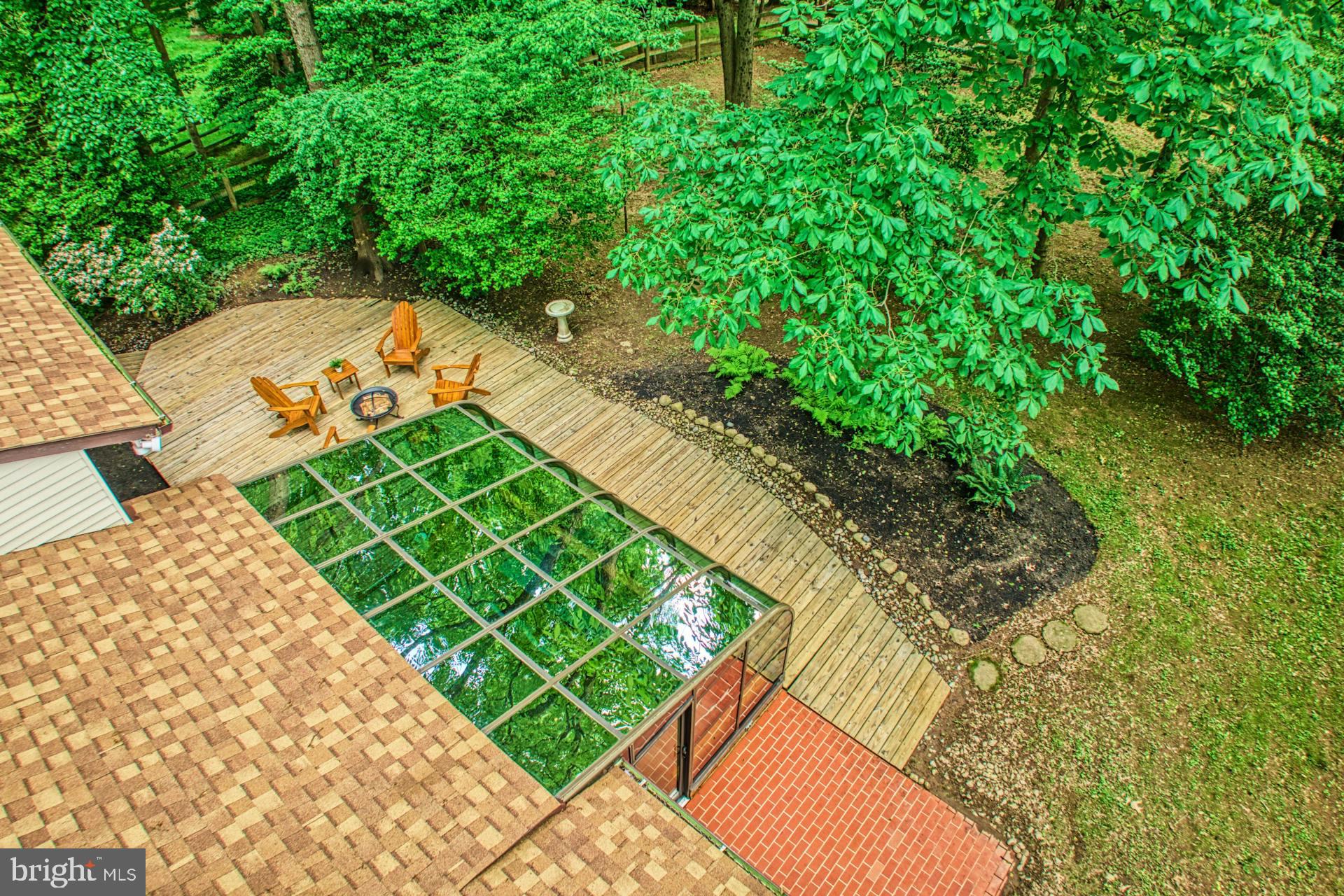 11247 Handlebar Road Reston, VA 20191 - Photo 3 of 39 Charming - eh?