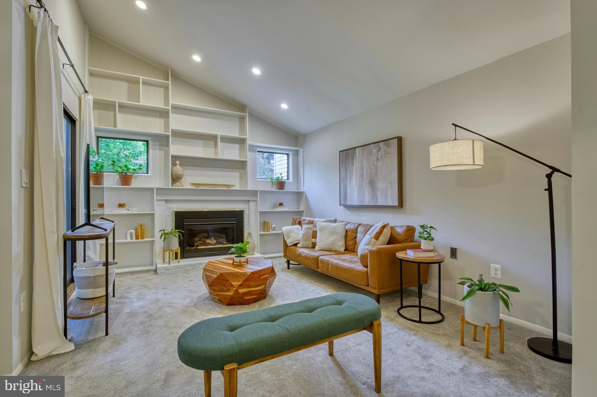 11247 Handlebar Road Reston, VA 20191 - Photo 8 of 39 Living Room w/gas fireplace