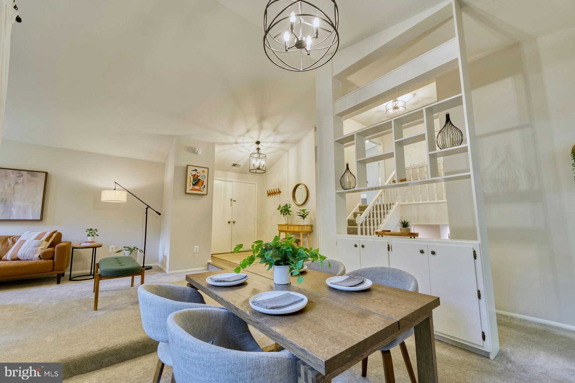 11247 Handlebar Road Reston, VA 20191 - Photo 10 of 39 Dining Room