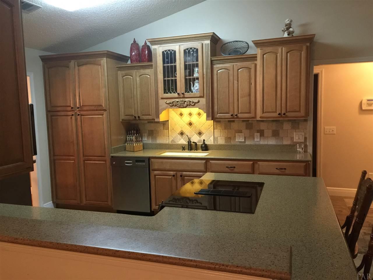 6342 Brigadier Road Milton, FL 32570 - Photo 18 of 44 Gallery Image 18