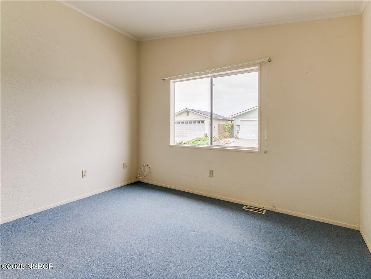 926 Vista Del Rio Santa Maria, CA 93458 - Photo 18 of 24 37-926-Vista-Del-Rio-Bedroom-3-2