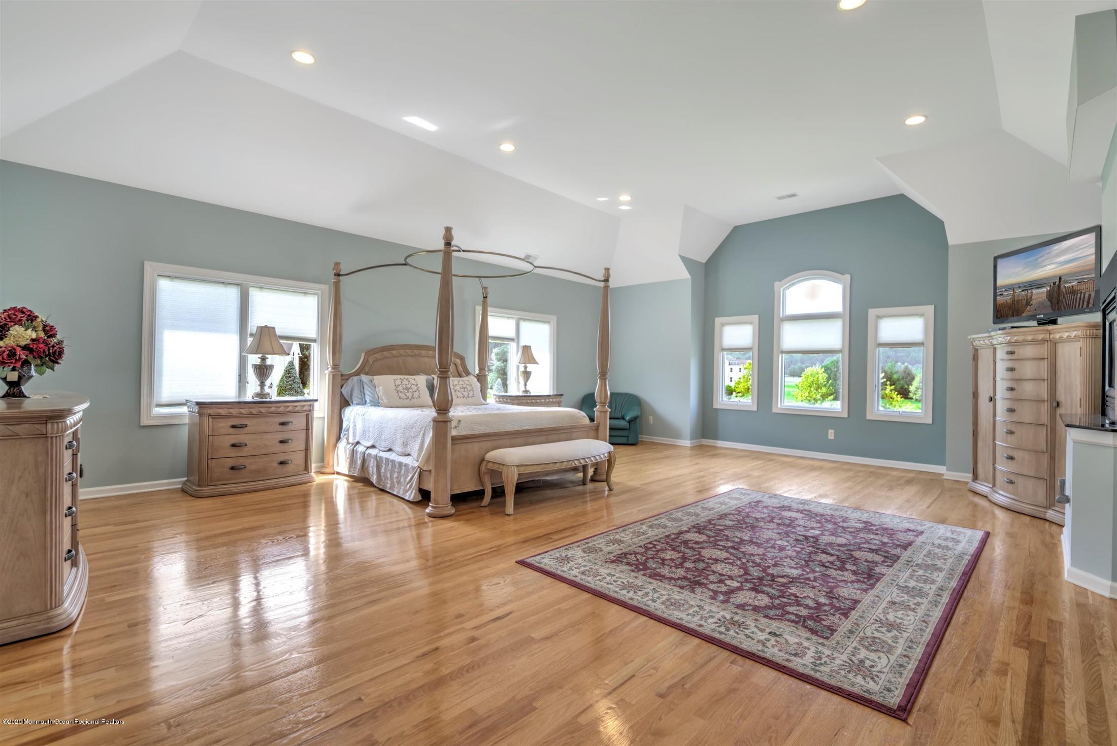 8 Shallow Brook Road Morganville, NJ 07751 - Photo 21 of 35 29-MASTER BEDROOM