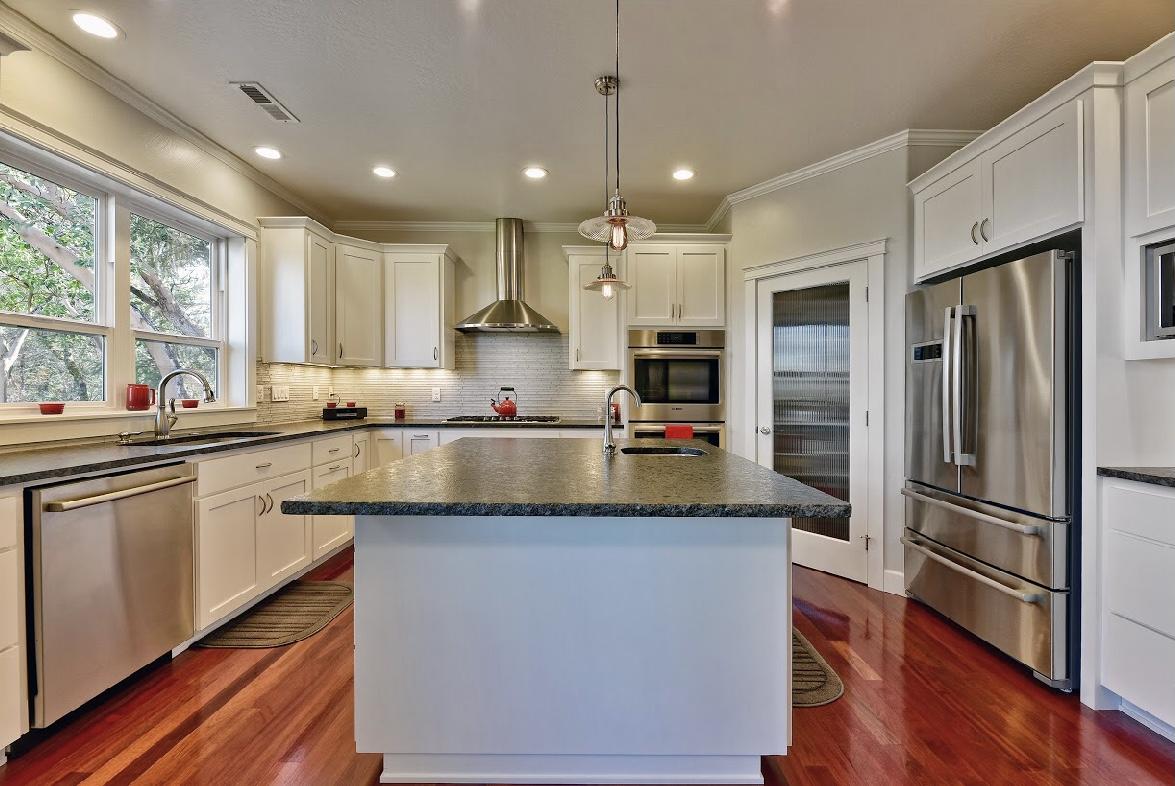 945 Granite Ridge Circle Jacksonville, OR 97530 - Photo 18 of 43 F5EA5DF5-103F-4C5B-928E-2E5560C1719E