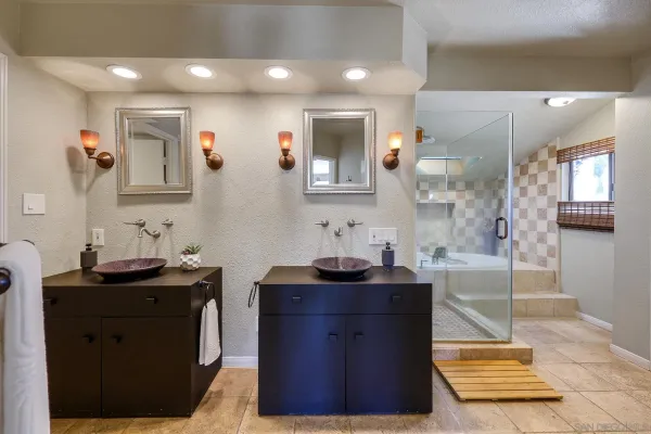 $1,550,000 | 1427 Galveston Street, San Diego, CA 92110