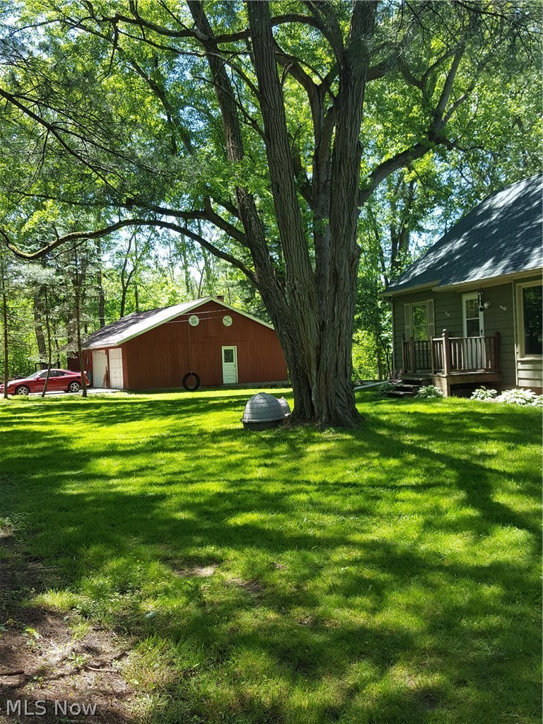 15059 Tavern Road Burton, OH 44021 - Photo 2 of 21