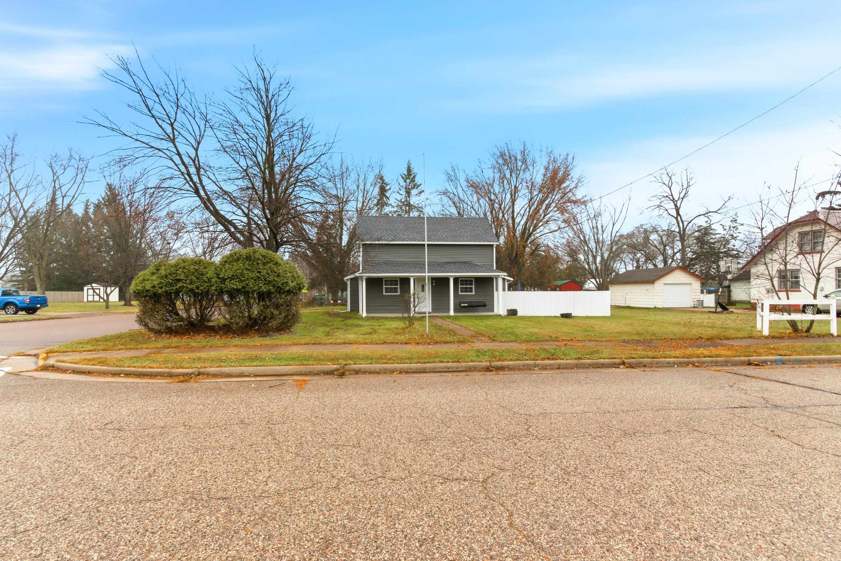 237 Wood Nekoosa, WI 54457 - Photo 32 of 40