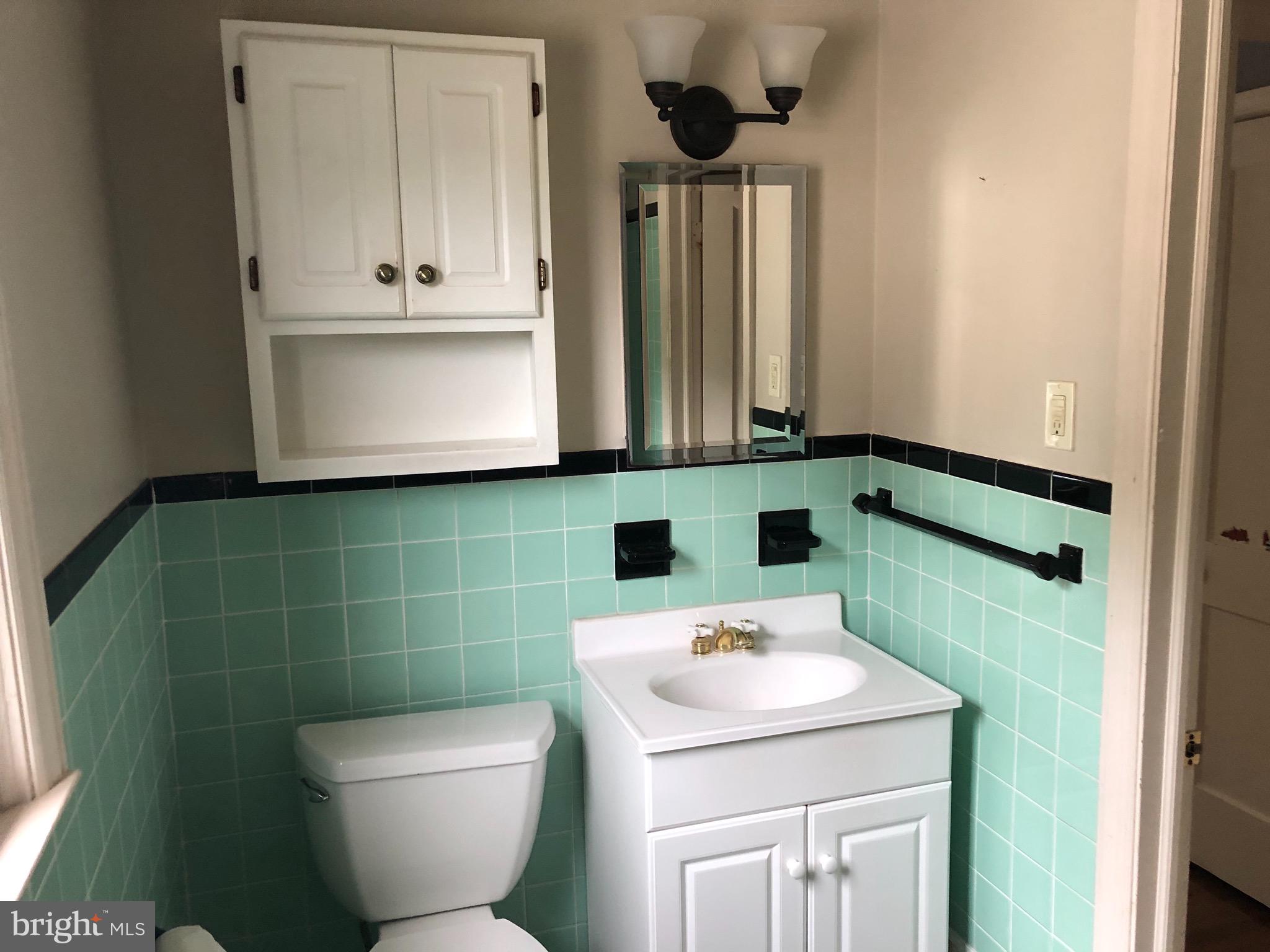 280 South Highland Road Springfield, PA 19064 - Photo 21 of 23 Full Bath