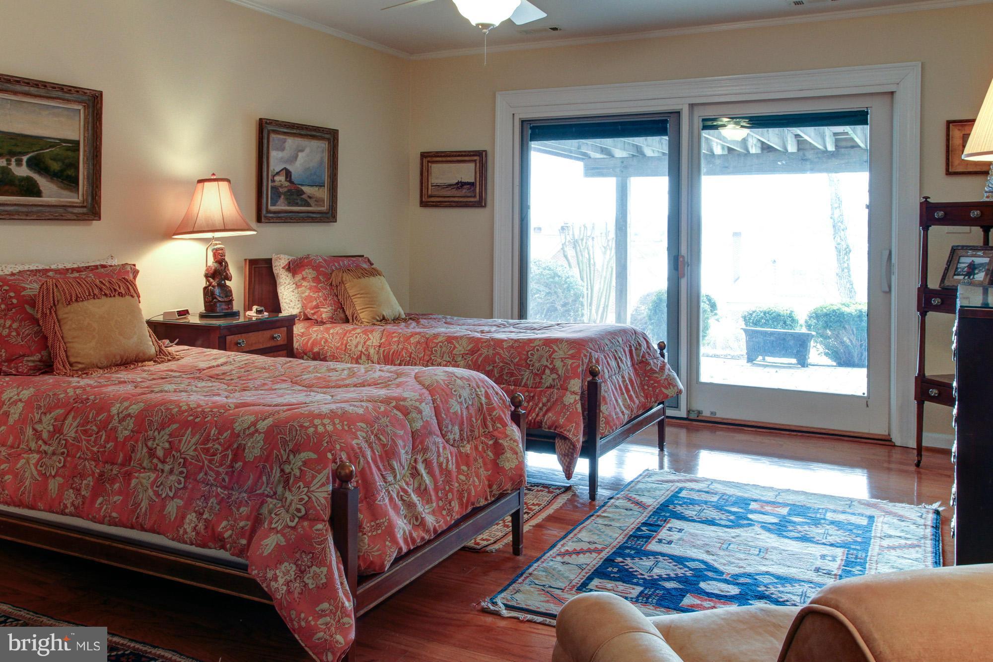 1010 South River Landing Road, Unit 1010 Edgewater, MD 21037 - Photo 20 of 24 lower level