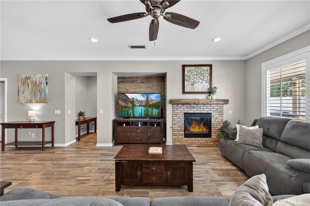 12843 Tarragon Way Riverside, CA 92503 - Photo 18 of 50 Living Room