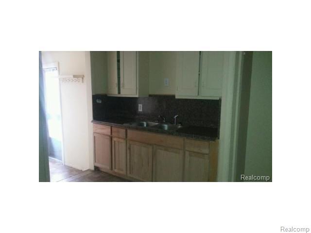 12702 Kelly Road Detroit, MI 48224 - Photo 5 of 5