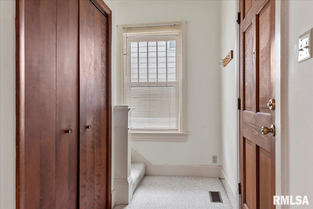 1736 South State Street Springfield, IL 62704 - Photo 5 of 39