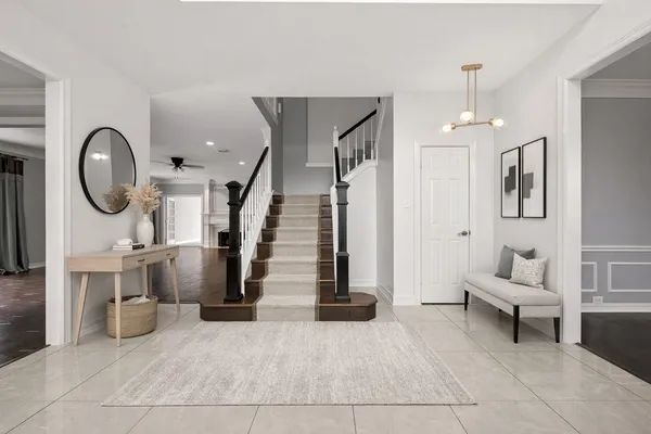 a view of entryway and hall