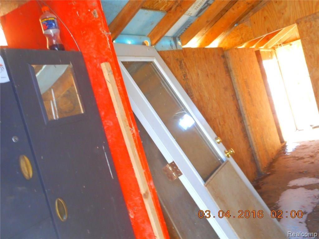 8859 South Cork Road Bancroft, MI 48414 - Photo 30 of 33 DSCN0626 - Copy.JPG