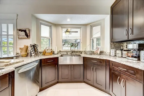 $9,000 | 7233 Branchtree Drive, Orlando, FL 32835