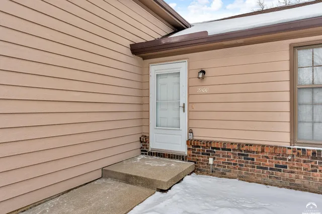 $310,000 | 2700 Lockridge Drive, Lawrence, KS 66047