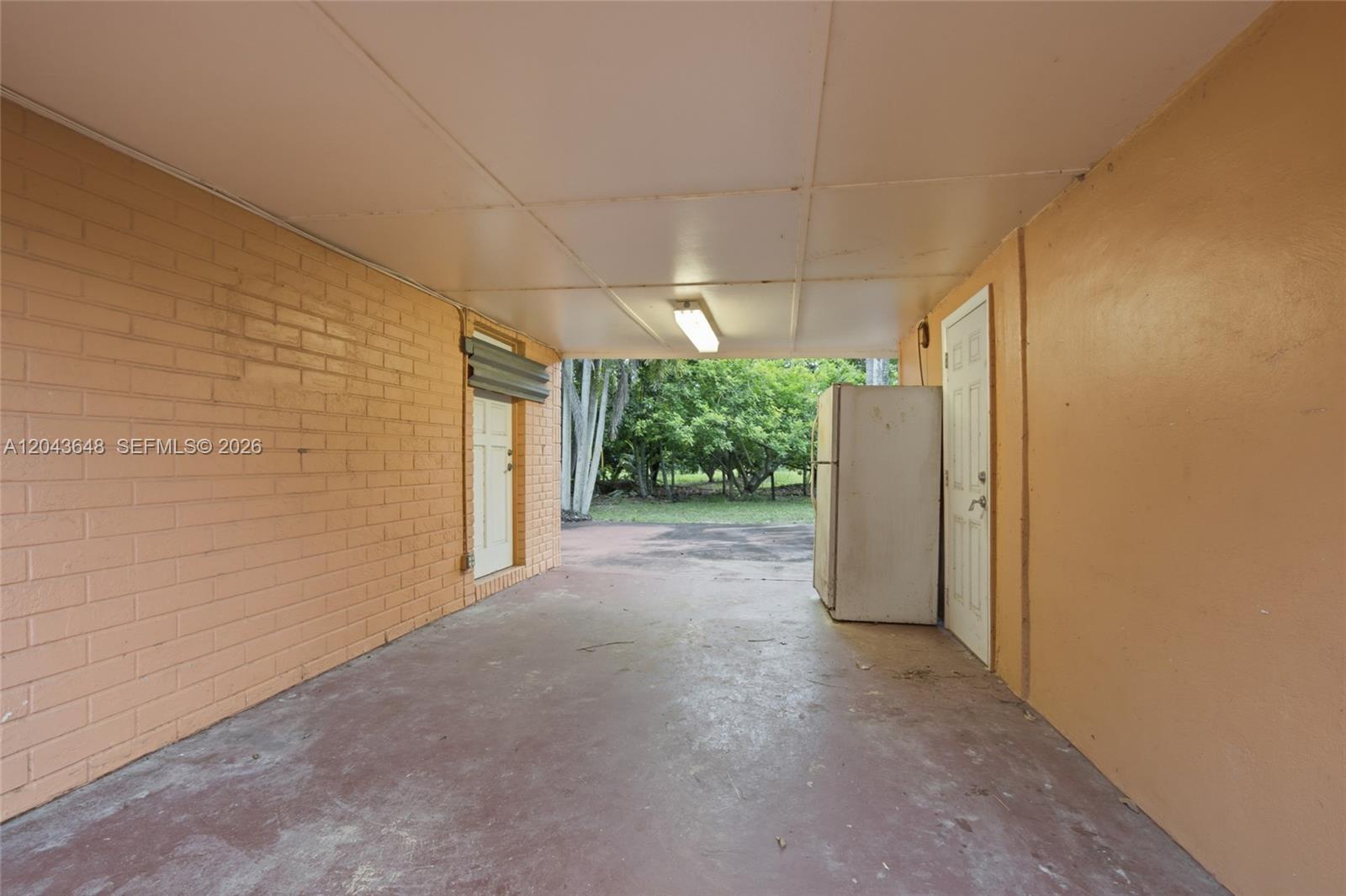 15401 Southwest 240th Street Homestead, FL 33032 - Photo 27 of 35