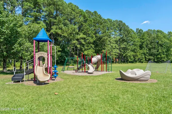 $400,000 | 111 Forecastle Court, Washington, NC 27889
