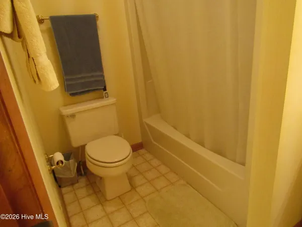 $400,000 | 111 Forecastle Court, Washington, NC 27889