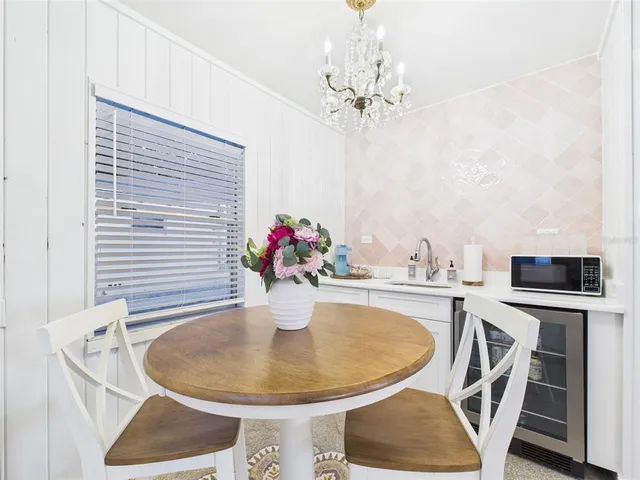 $1,600 | 222 7th Street Northwest, Unit 2, Winter Haven, FL 33881