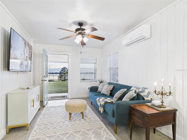 $1,600 | 222 7th Street Northwest, Unit 2, Winter Haven, FL 33881