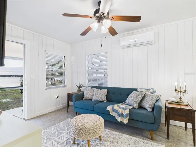 $1,600 | 222 7th Street Northwest, Unit 2, Winter Haven, FL 33881