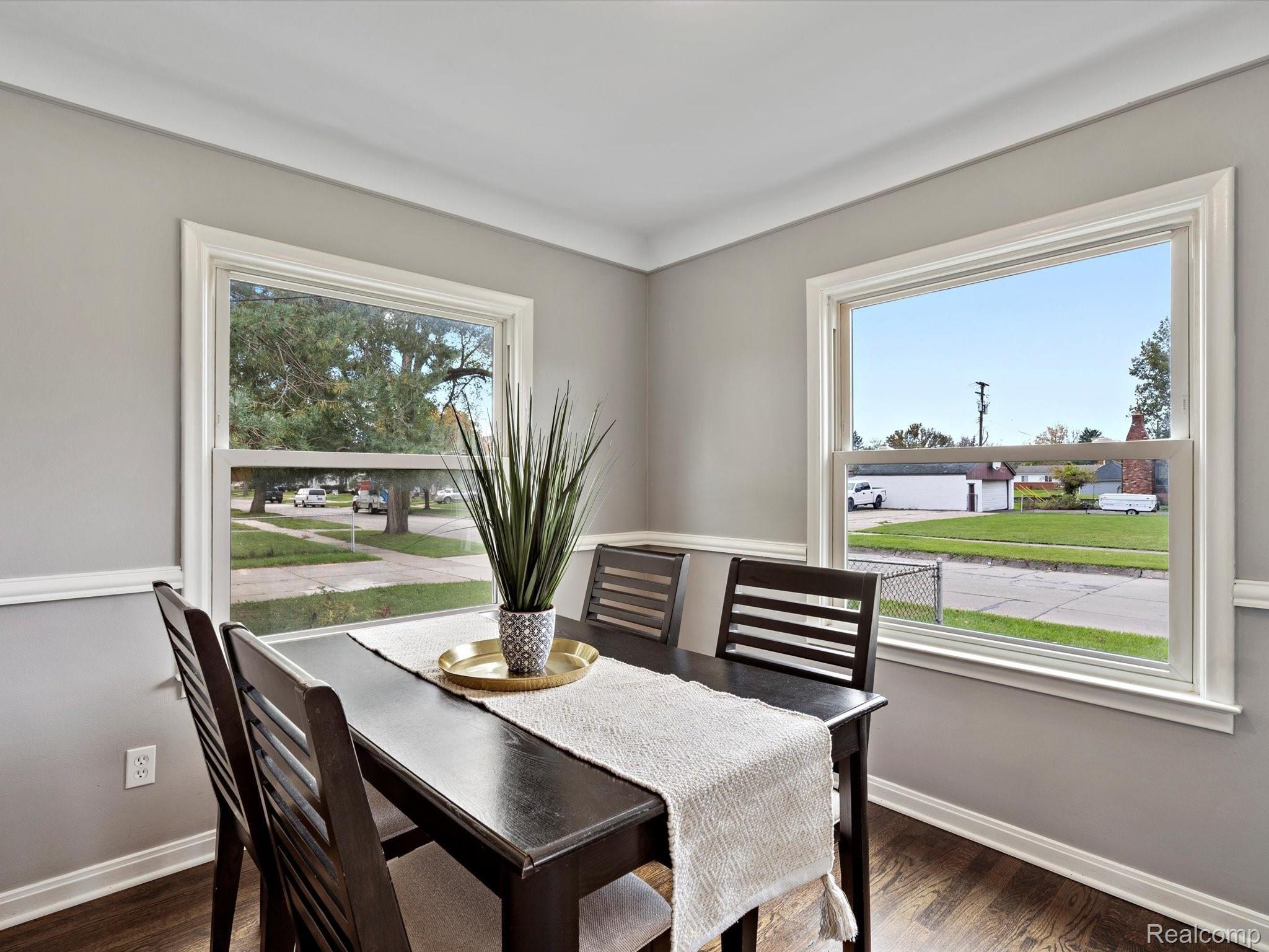 15560 Frazho Road Roseville, MI 48066 - Photo 10 of 17 10-DSC02827.jpg