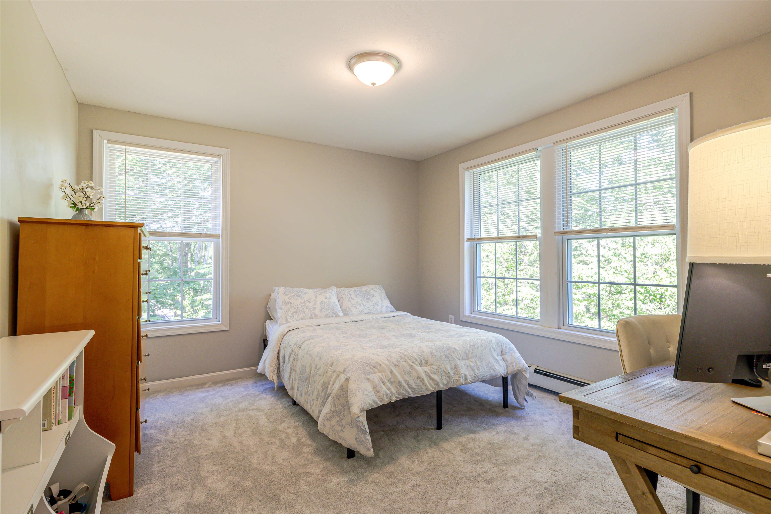877 River Road Weare, NH 03281 - Photo 23 of 58