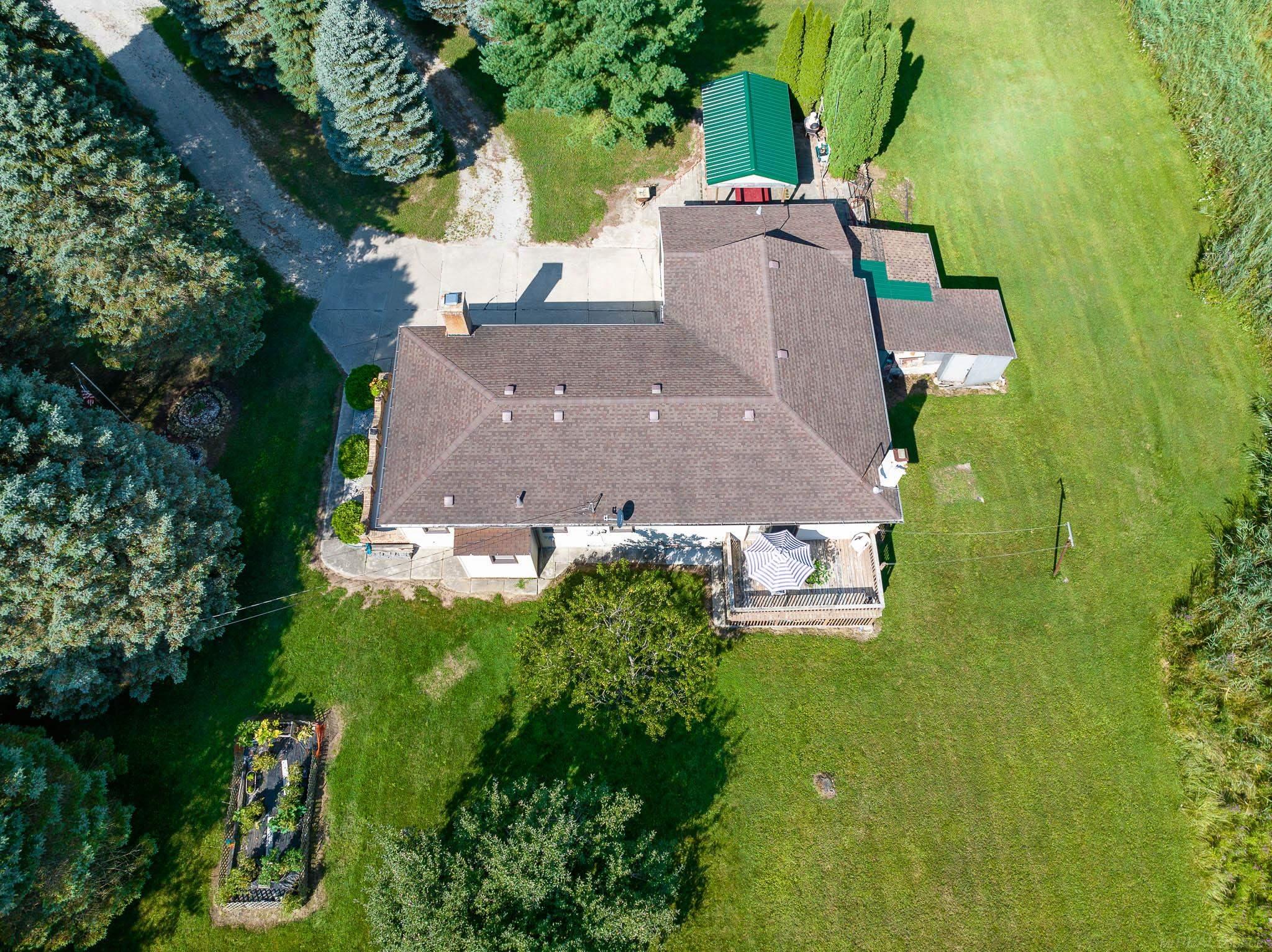 6945 Gardner Line Road Lexington, MI 48450 - Photo 13 of 52 Built in 1993