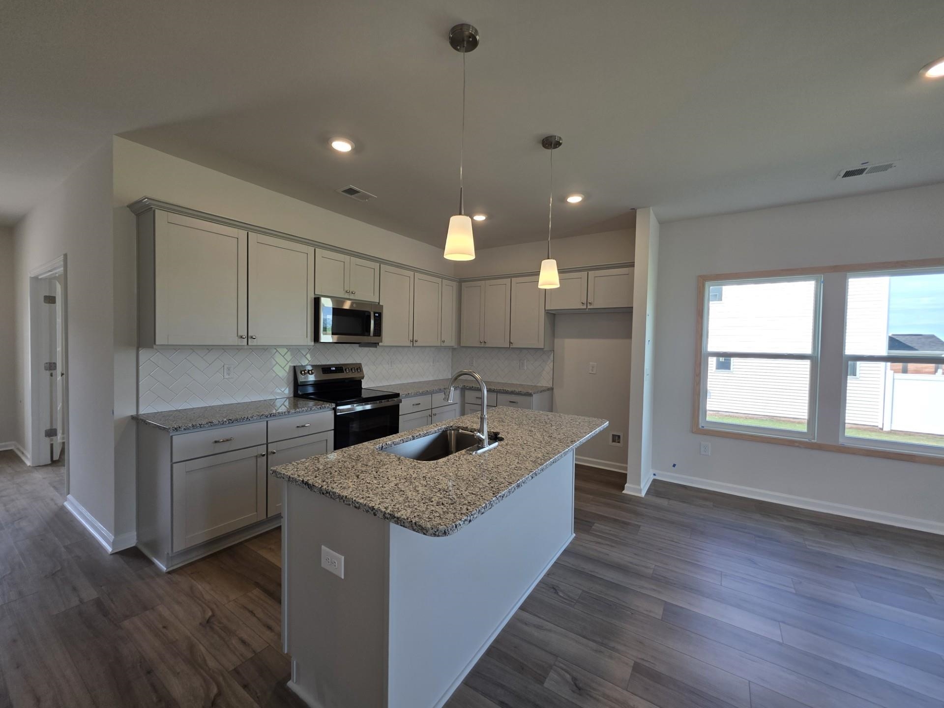 430 Dodger Avenue Chesnee, SC 29323 - Photo 8 of 40