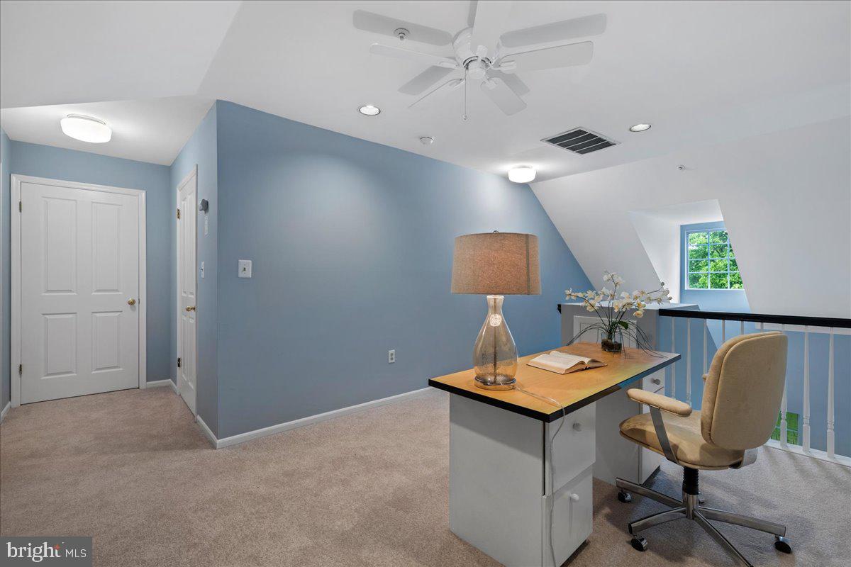 321 Brickhouse Road Princeton, NJ 08540 - Photo 21 of 22 Loft