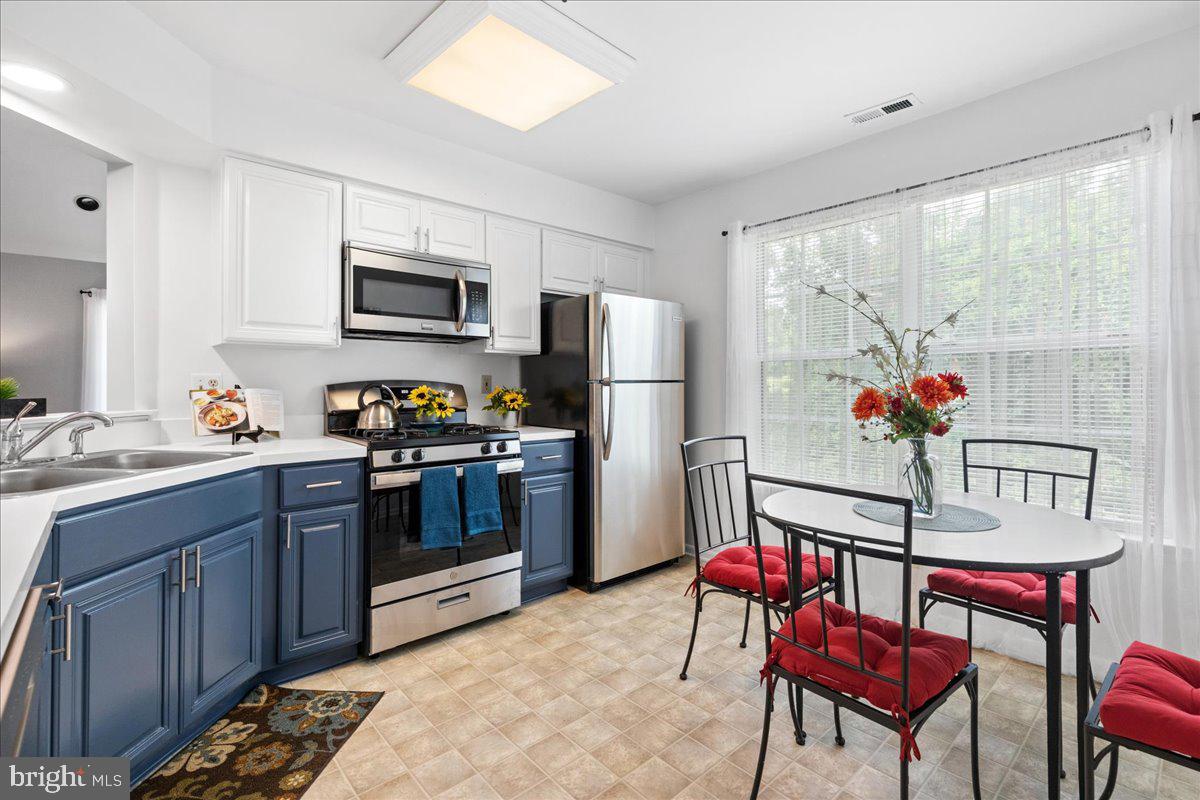 321 Brickhouse Road Princeton, NJ 08540 - Photo 9 of 22 kitchen