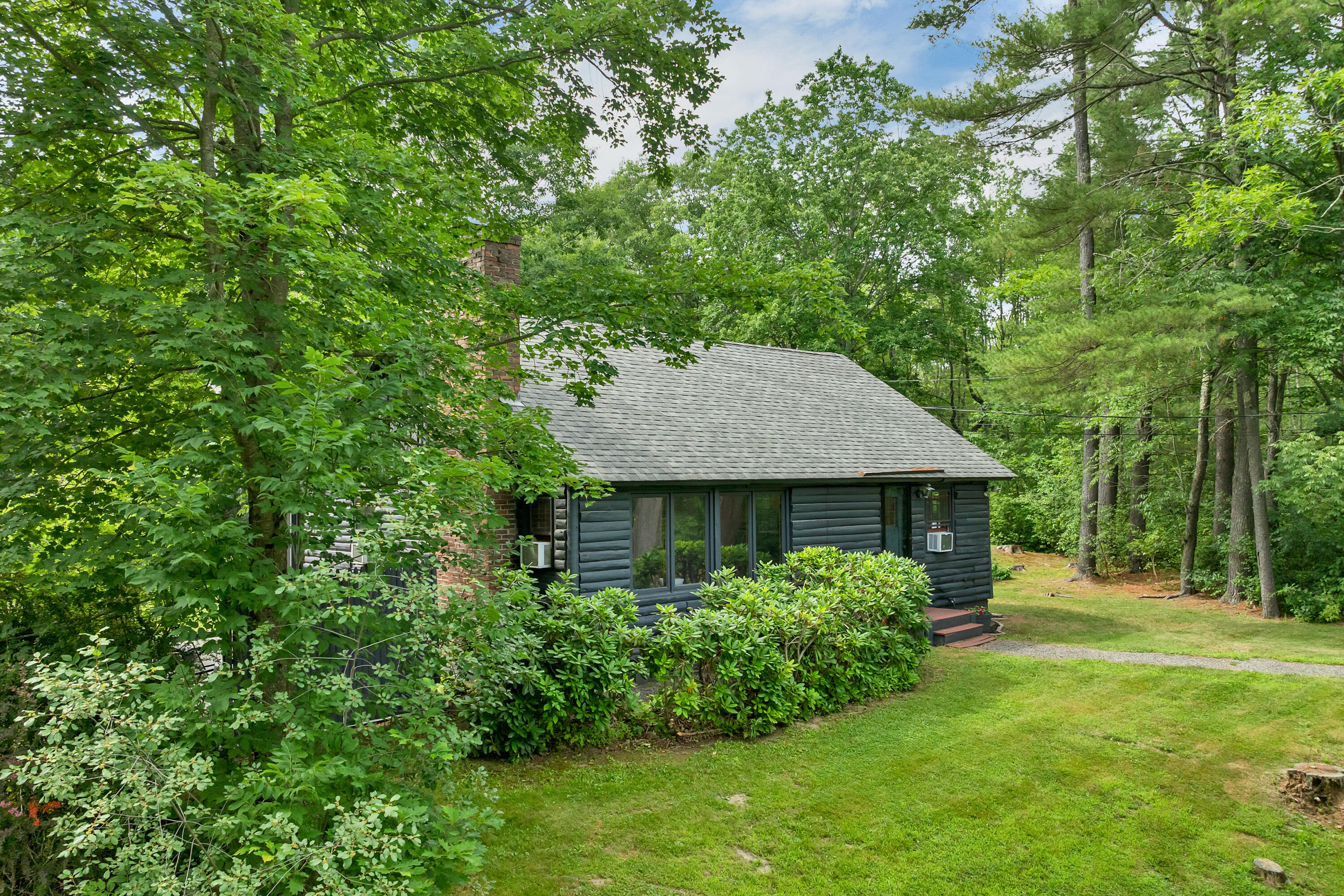 16 Newtown Road York, ME 03909 - Photo 10 of 65 16NewtownRd-004