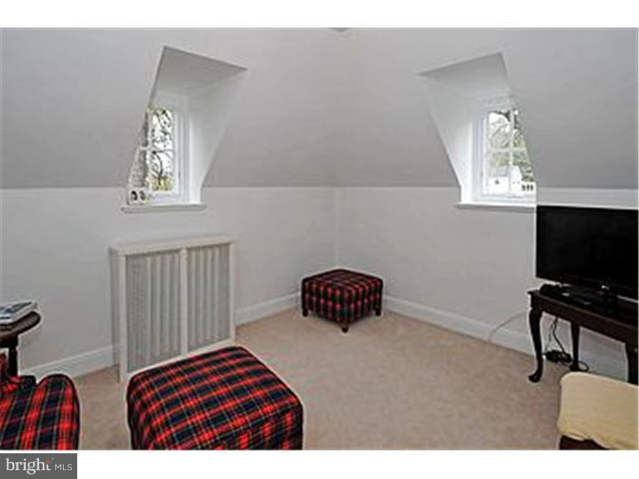 1360 Susquehanna Road Rydal, PA 19046 - Photo 19 of 25 Bedroom 5