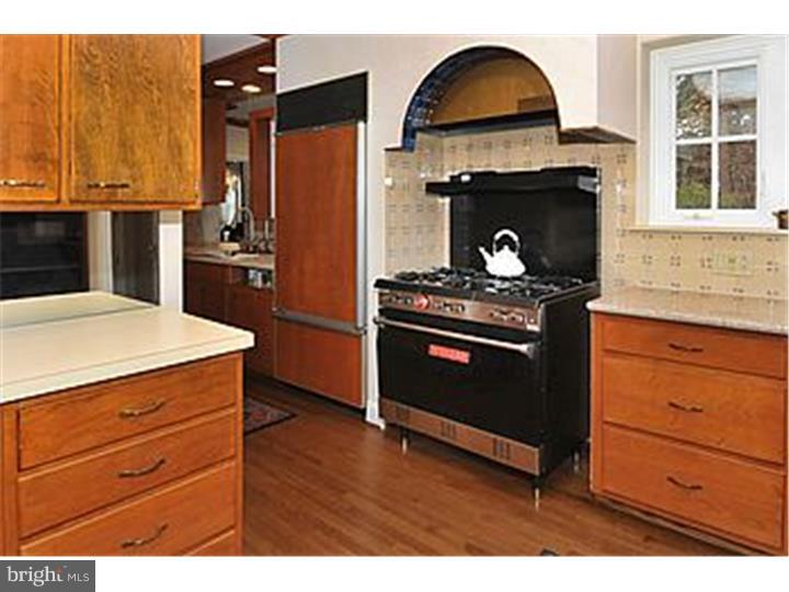 1360 Susquehanna Road Rydal, PA 19046 - Photo 8 of 25 Kitchen