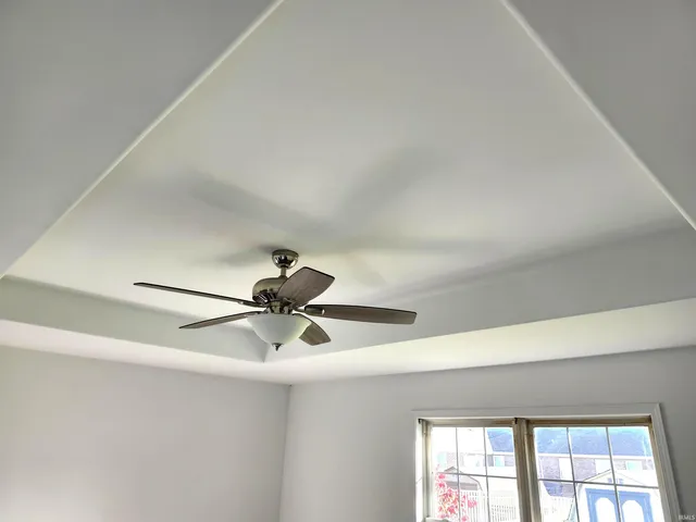 $299,000 | 639 Sterchi Drive, Evansville, IN 47711