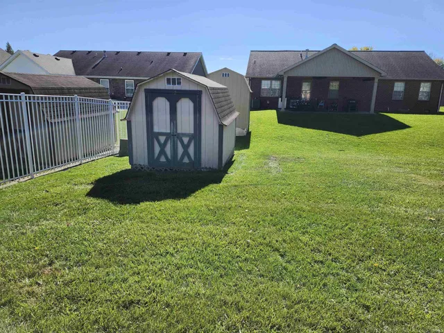 $299,000 | 639 Sterchi Drive, Evansville, IN 47711